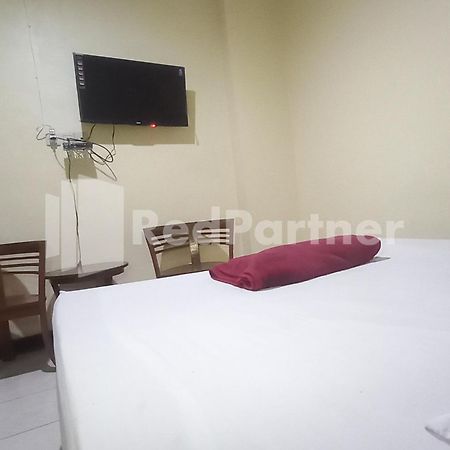Hotel Palem 2 Syariah Malang Redpartner Ngoại thất bức ảnh