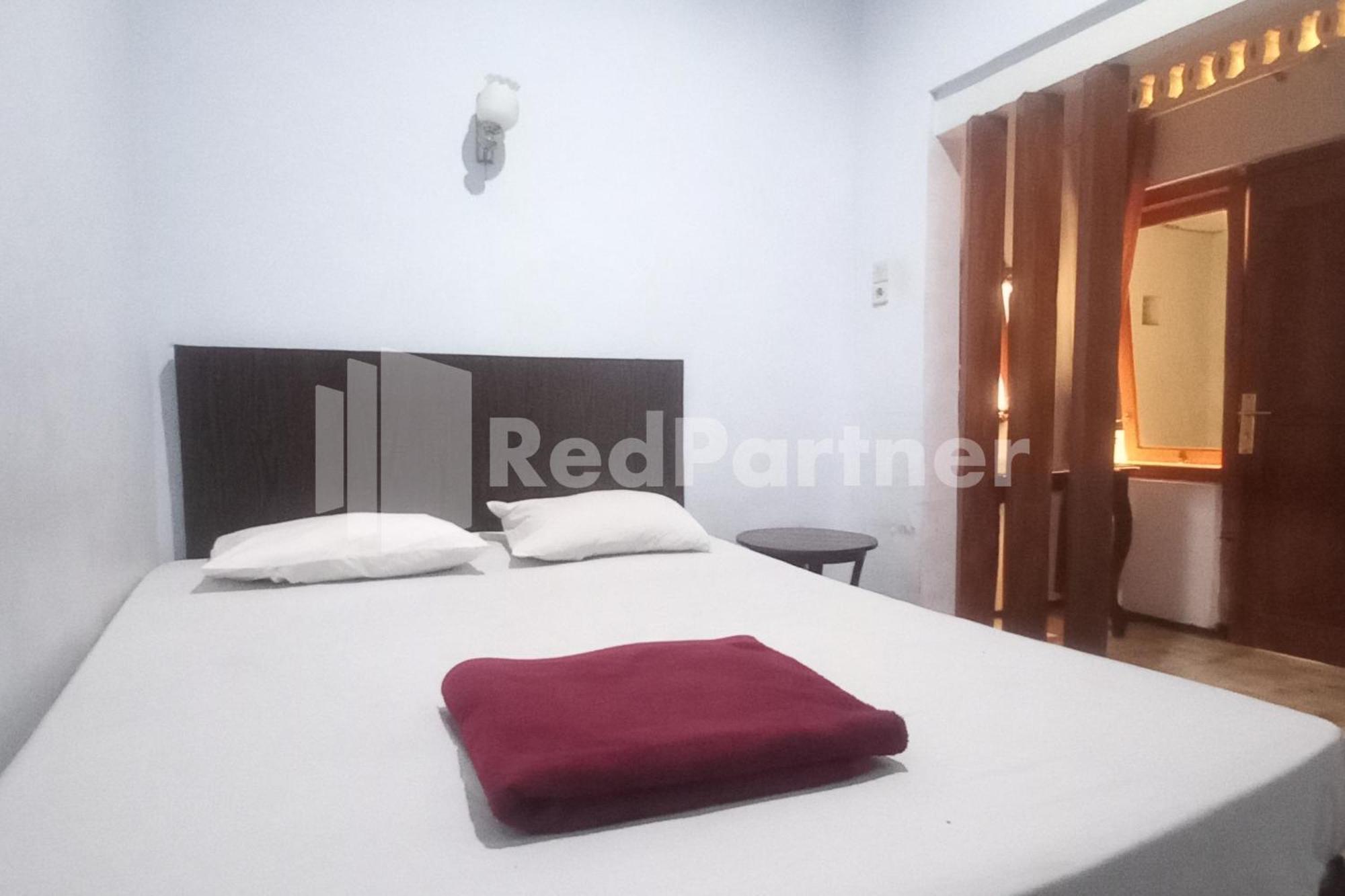Hotel Palem 2 Syariah Malang Redpartner Ngoại thất bức ảnh