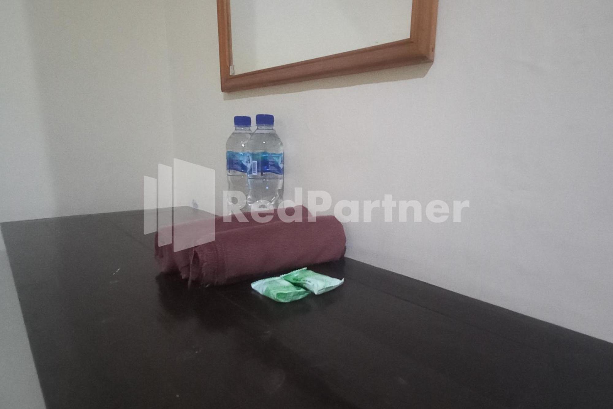 Hotel Palem 2 Syariah Malang Redpartner Ngoại thất bức ảnh
