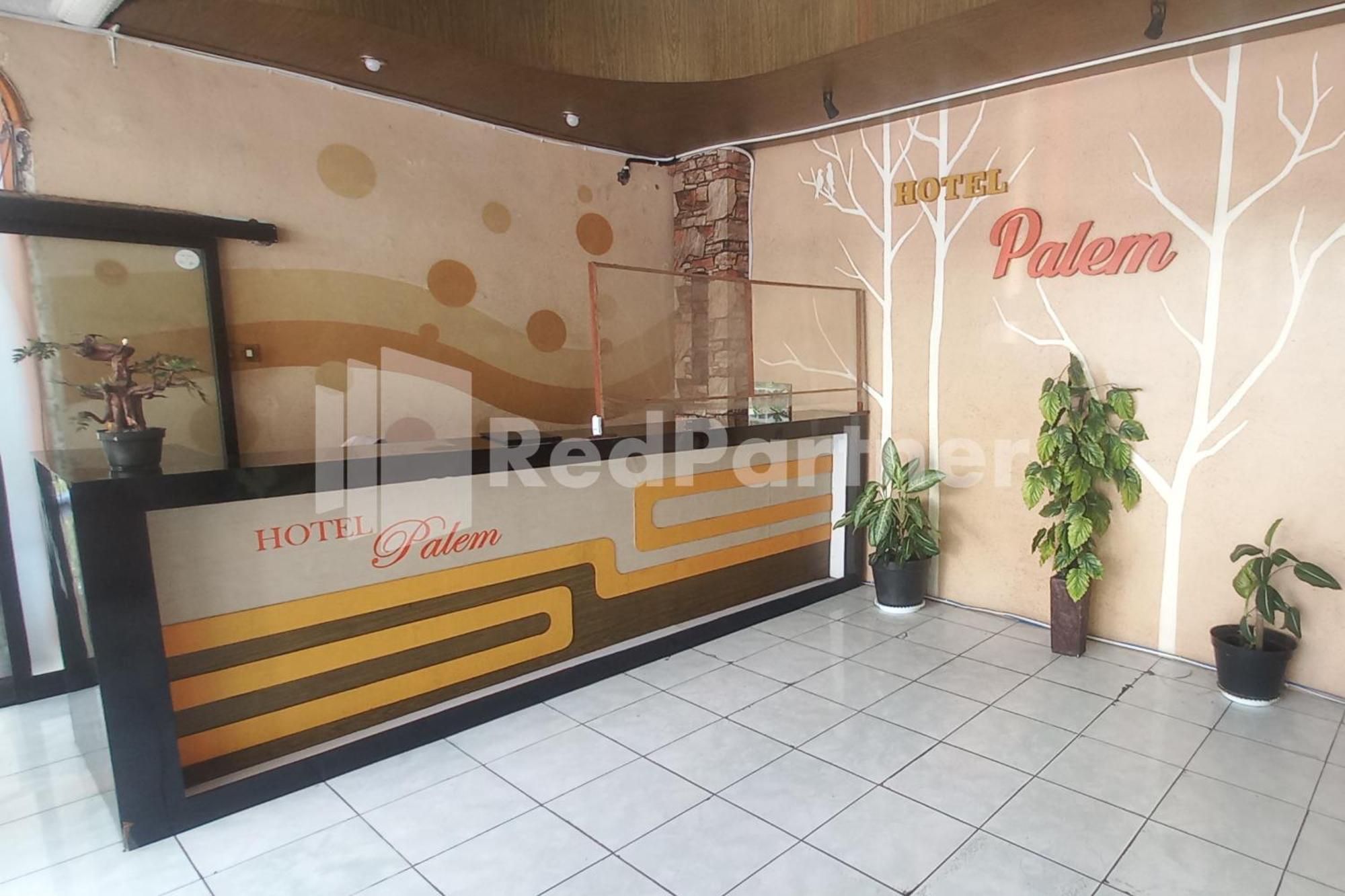 Hotel Palem 2 Syariah Malang Redpartner Ngoại thất bức ảnh
